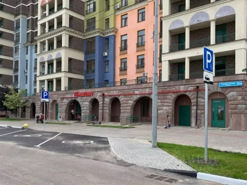 Торговая площадь в Московская область, Химки ул. Германа Титова, 10А ... - Фото 1