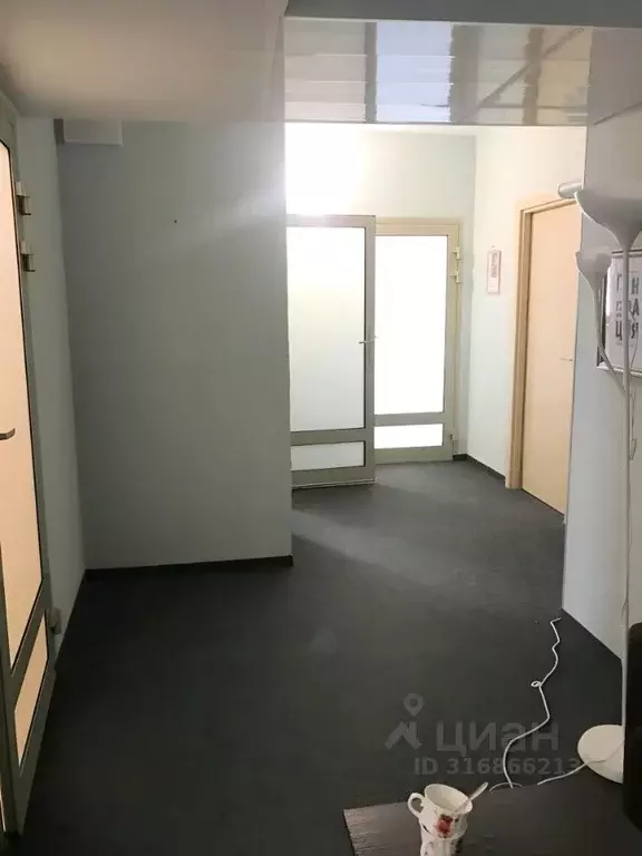 Офис в Тюменская область, Тюмень ул. 50 лет ВЛКСМ, 13к3 (7 м) - Фото 2