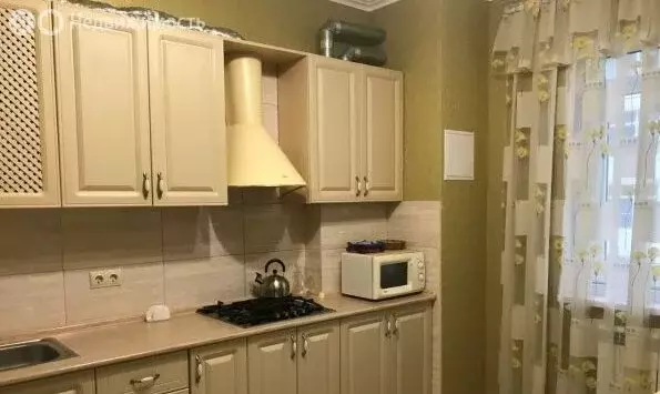 1-комнатная квартира: Геленджик, Южная улица, 35/2 (50 м) - Фото 2