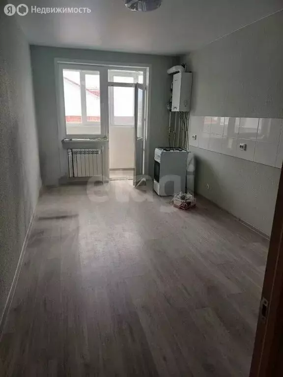 3-комнатная квартира: Шебекино, Железнодорожная улица, 2 (65 м) - Фото 1