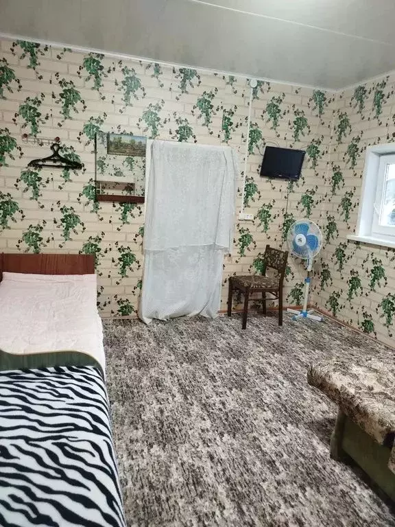 Комната Оренбургская область, Соль-Илецк ул. Александрова, 5 - Фото 2