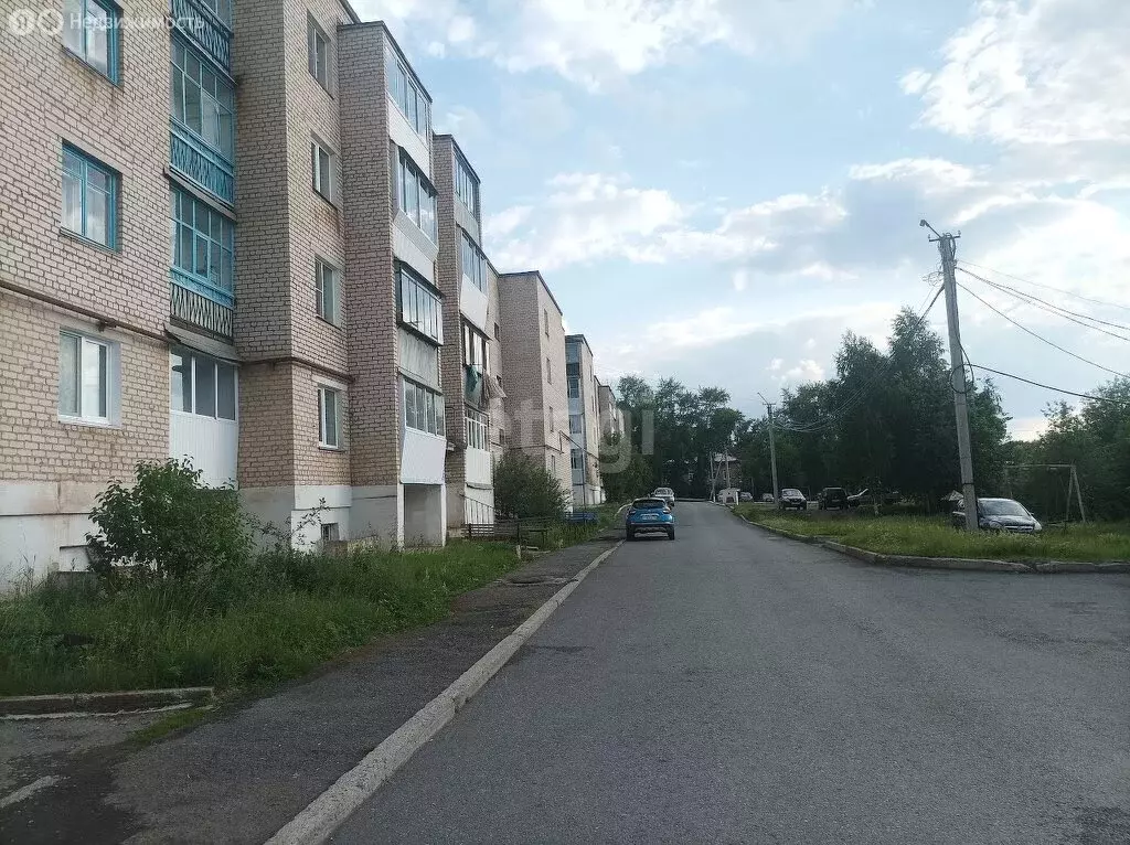 4-комнатная квартира: Бакал, Первомайская улица, 7 (78.2 м) - Фото 1