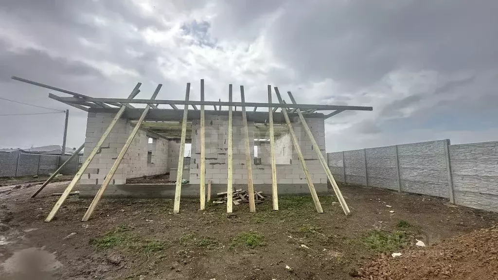 Дом в Крым, Симферопольский район, Урожайновское с/пос, Родничок СТСН  ... - Фото 0