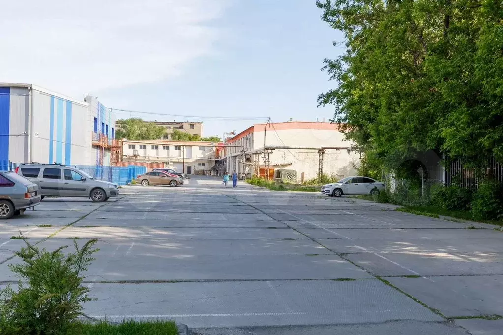 Продам здание 3000м, готовый бизнес с арендатором - Фото 1