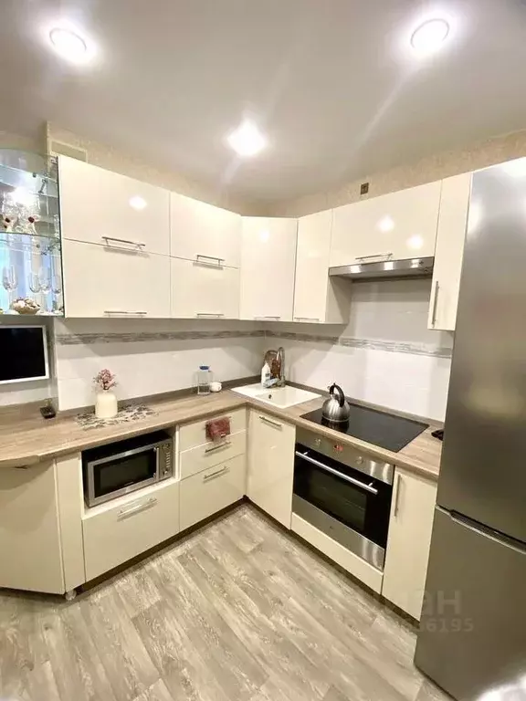 2-к кв. Чувашия, Чебоксары бул. Солнечный, 16к3 (52.0 м) - Фото 0