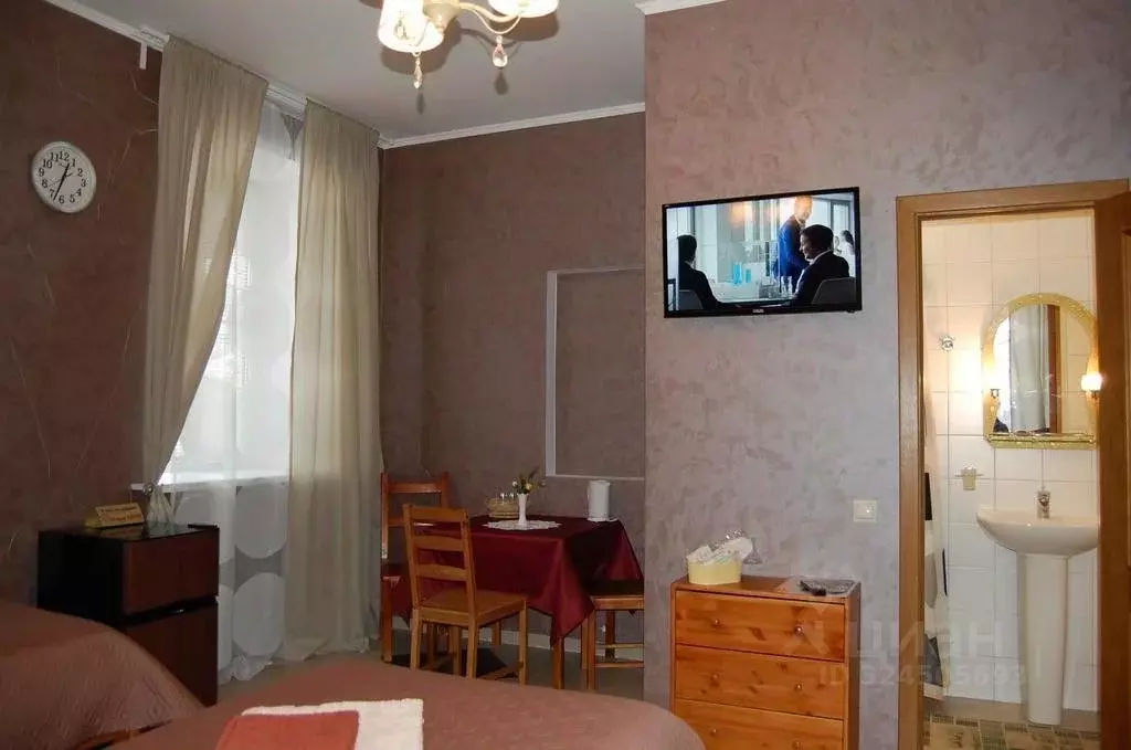 Комната Смоленская область, Вязьма Смоленская ул., 5 (17.0 м) - Фото 2