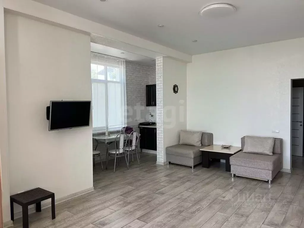 Студия Севастополь с. Орловка, ш. Качинское, 33/1 (49.7 м) - Фото 1