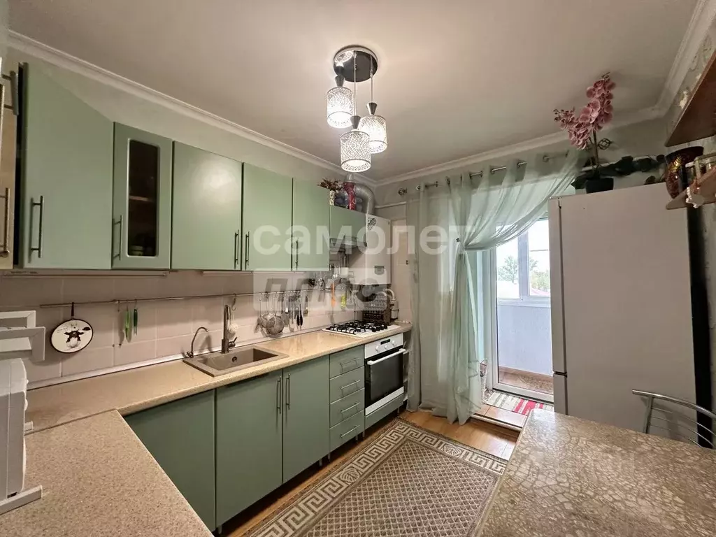 3-к кв. Курская область, Обоянь ул. Ленина, 85А (58.0 м) - Фото 0