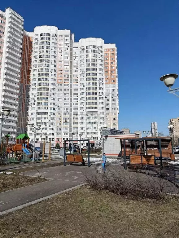 Продается 2-комнатная квартира - Фото 1