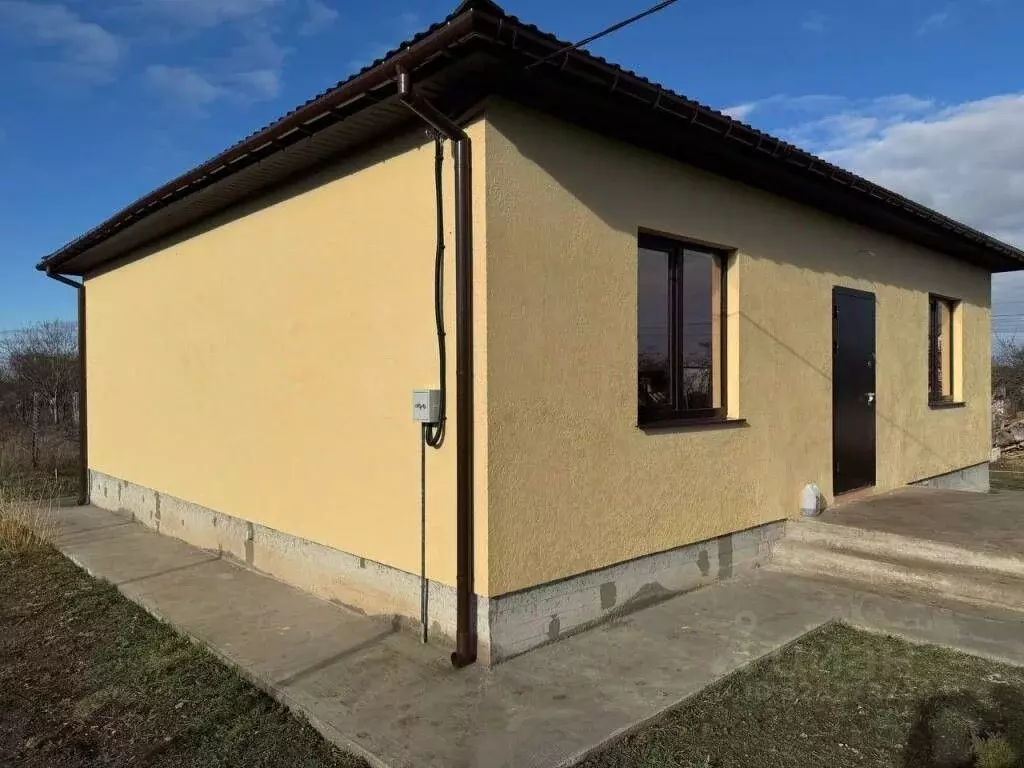 Дом в Крым, Симферопольский район, с. Трудовое ул. Зеленая (95 м) - Фото 1