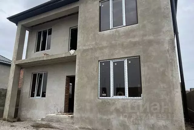 Дом в Кабардино-Балкария, Нальчик городской округ, с. Белая Речка ул. ... - Фото 0