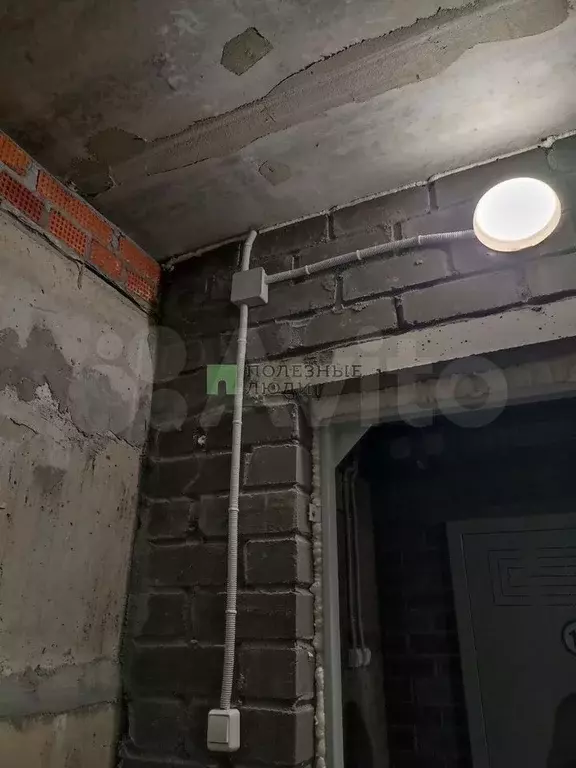 Машиноместо - Фото 1