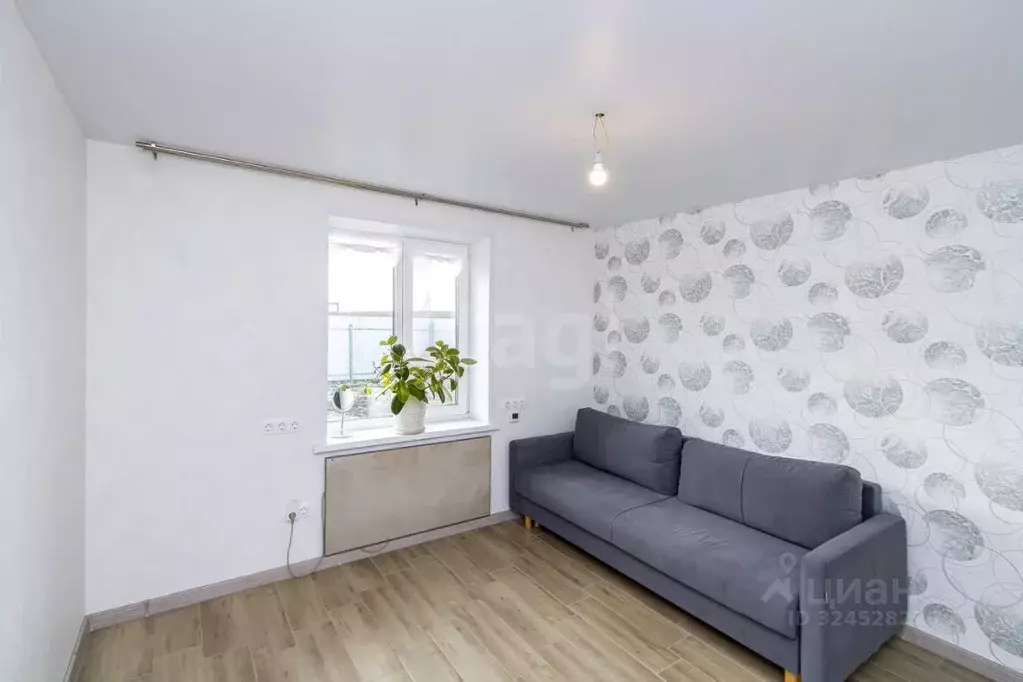 Дом в Тюменская область, Тюменский муниципальный округ, с. Чикча, ... - Фото 1