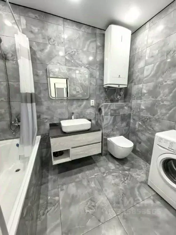 2-к кв. Сахалинская область, Смирных пгт ул. Ленина, 4 (51.7 м) - Фото 1