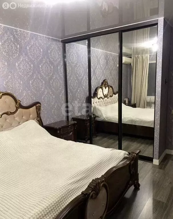 3-комнатная квартира: Новороссийск, улица Видова, 167Б (81 м) - Фото 1