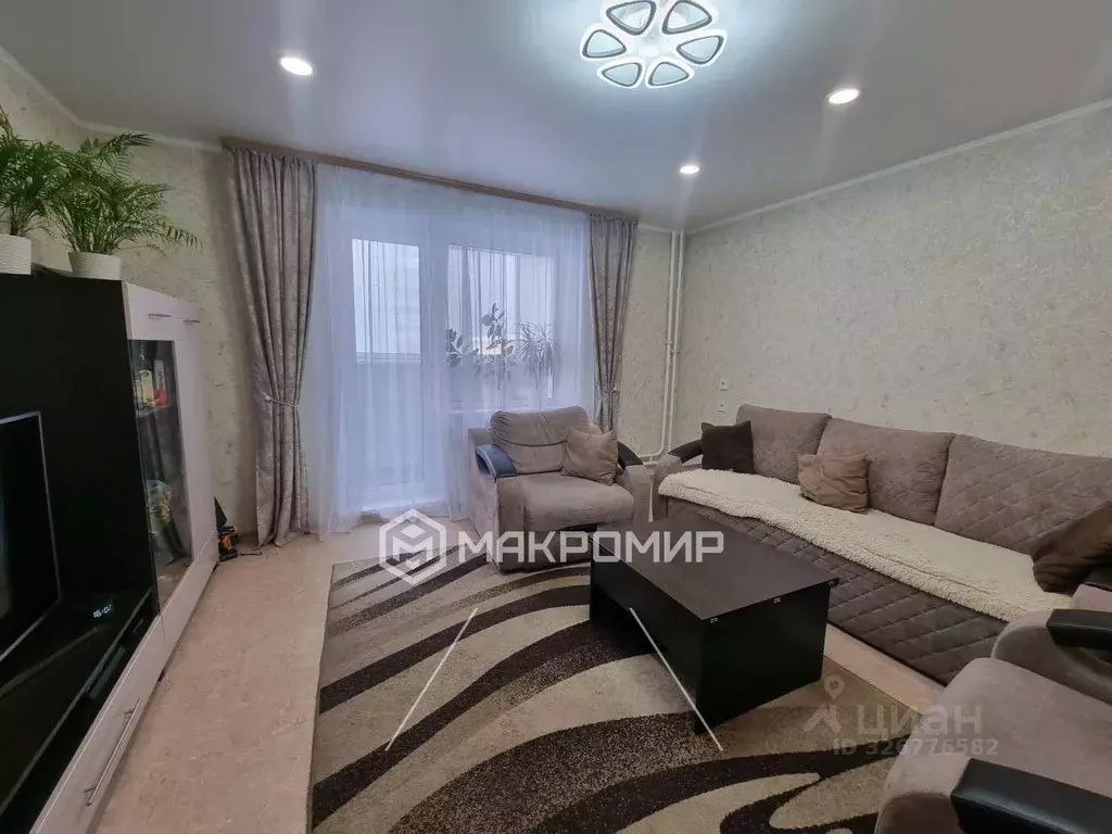 2-к кв. Челябинская область, Челябинск ул. Архитектора Александрова, ... - Фото 0