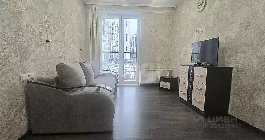 1-к кв. Крым, Симферополь просп. Александра Суворова (26.5 м) - Фото 1