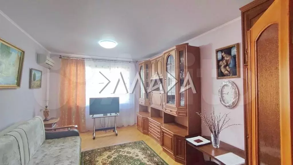 3-к. квартира, 70 м, 3/10 эт. - Фото 0