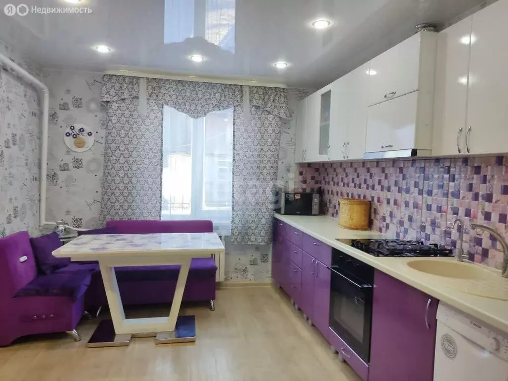 Дом в посёлок Синеборск, улица Ленина (92 м) - Фото 1