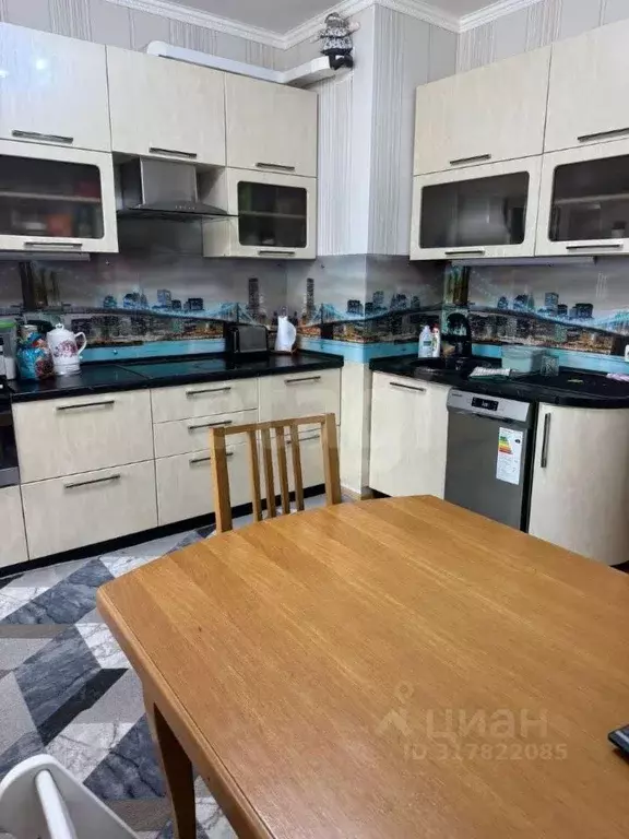 3-к кв. Ямало-Ненецкий АО, Губкинский 14-й мкр, 20 (97.7 м) - Фото 0