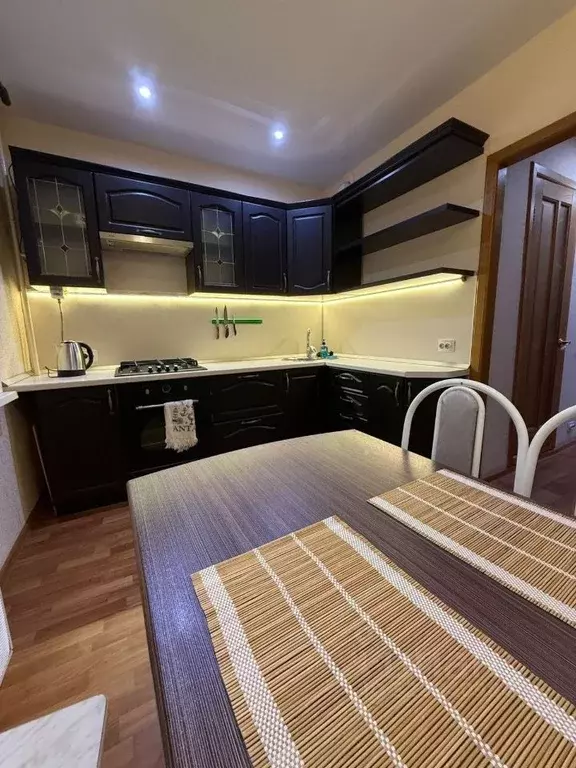 2-к кв. Татарстан, Нижнекамск ул. Мурадьяна, 2 (48.0 м) - Фото 1