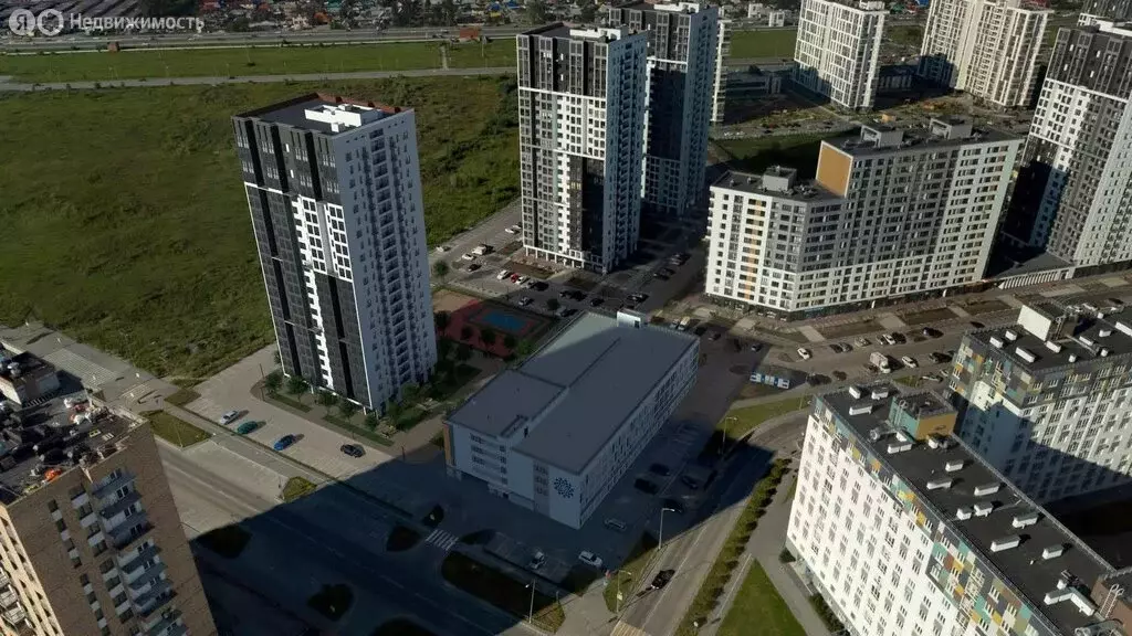Квартира-студия: Тюмень, улица Фармана Салманова, 17 (24.18 м) - Фото 0