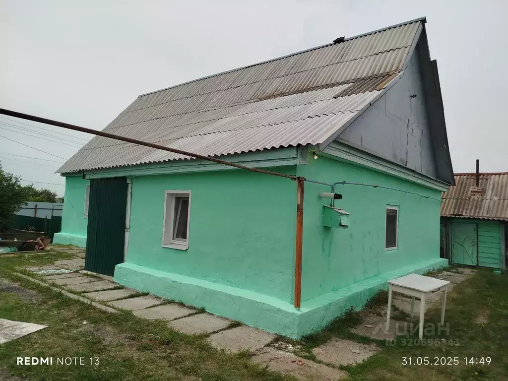 Дом в Саратовская область, Петровский район, Пригородное муниципальное ... - Фото 2