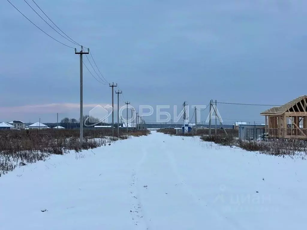 Участок в Тюменская область, Тюменский район, д. Ушакова  (10.0 сот.) - Фото 1