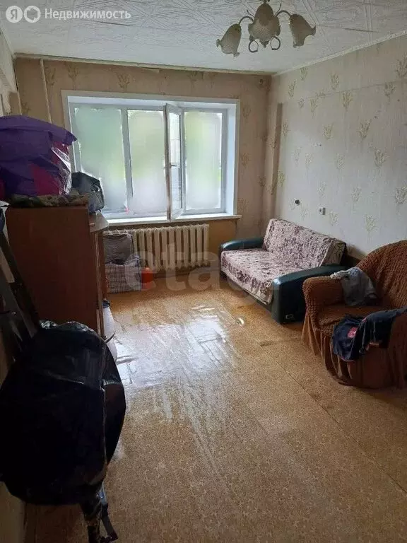 3-комнатная квартира: Ачинск, 5-й микрорайон, 22А (50 м) - Фото 1