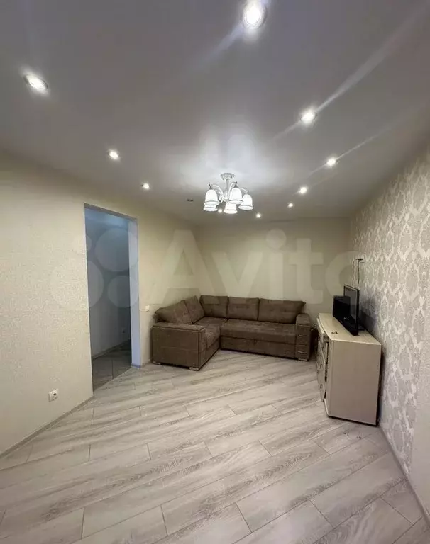 2-к. квартира, 45 м, 1/5 эт. - Фото 1