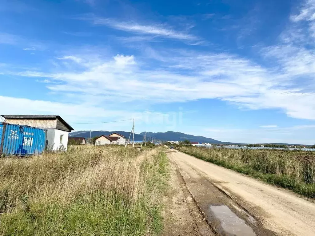 Участок в Сахалинская область, Анивский городской округ, с. ... - Фото 0