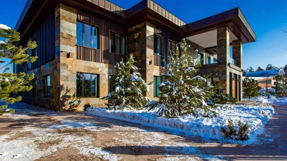 Коттедж в Московская область, Одинцовский городской округ, д. Жуковка, ... - Фото 1