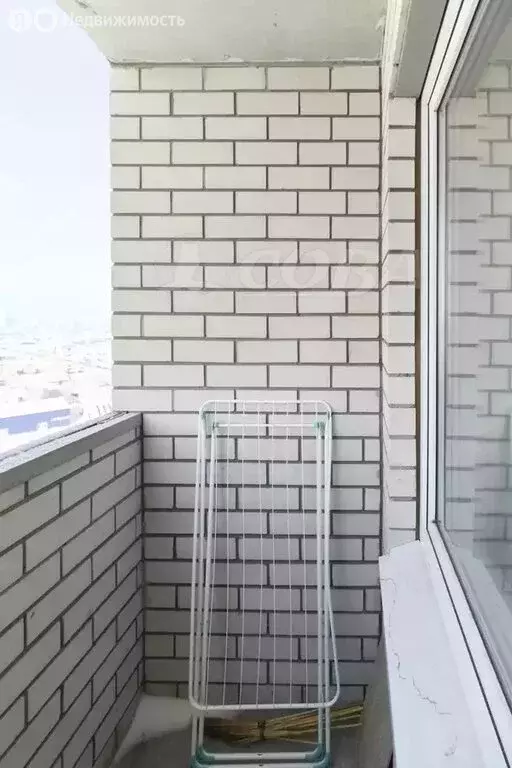 Квартира-студия: Тюмень, улица Тимофея Чаркова, 28 (20.5 м) - Фото 1