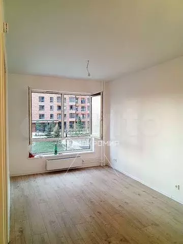 2-к. квартира, 31,9 м, 1/25 эт. - Фото 0