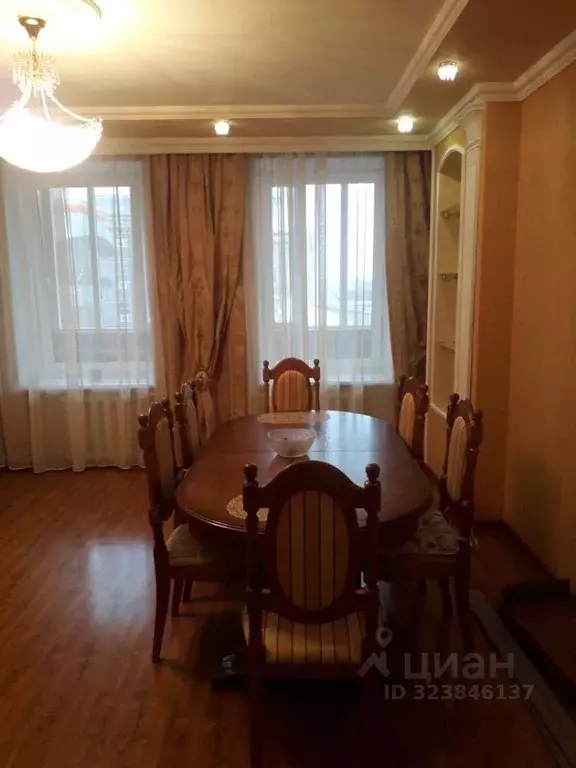 3-к кв. Омская область, Омск ул. Чкалова, 31 (127.0 м) - Фото 2