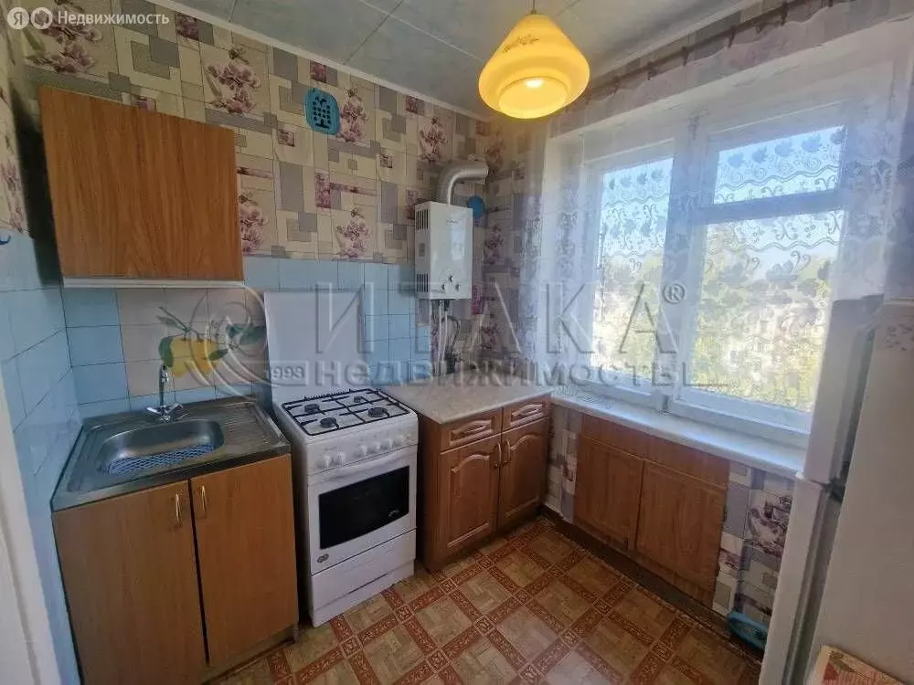 3-комнатная квартира: Сланцы, улица Кирова, 50 (54.7 м) - Фото 0