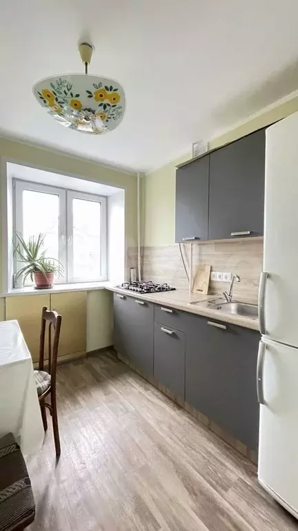2-к. квартира, 46 м, 6/9 эт. - Фото 1