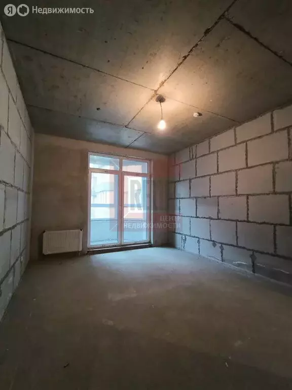 1-комнатная квартира: Калининград, улица Космонавта Леонова, 47 (45.2 ... - Фото 1