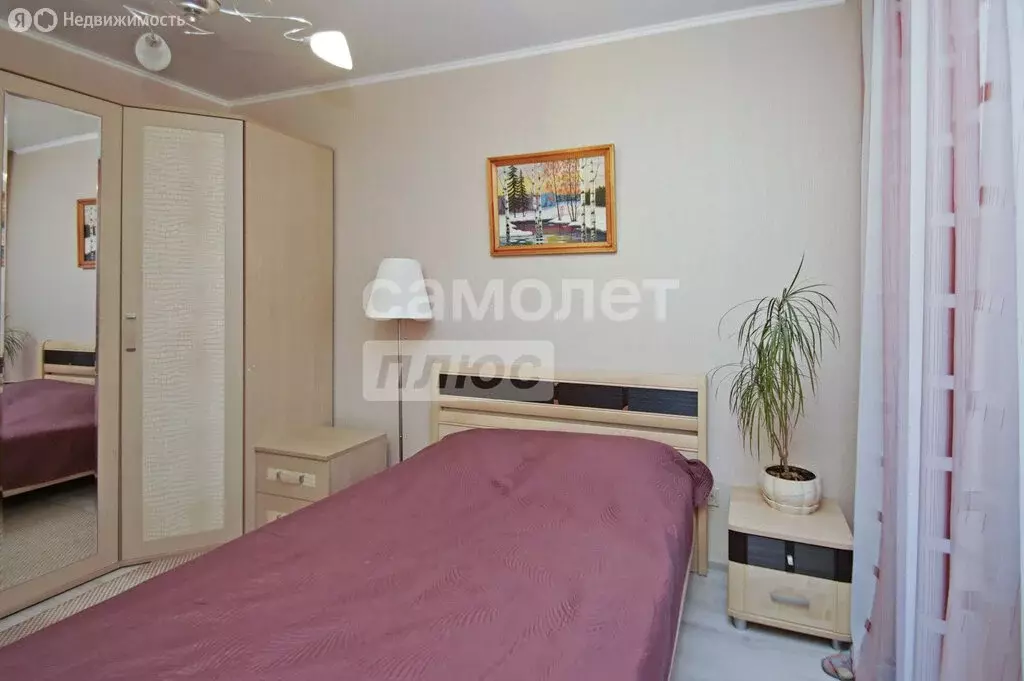2-комнатная квартира: Омск, улица Крупской, 14к2 (56 м) - Фото 1