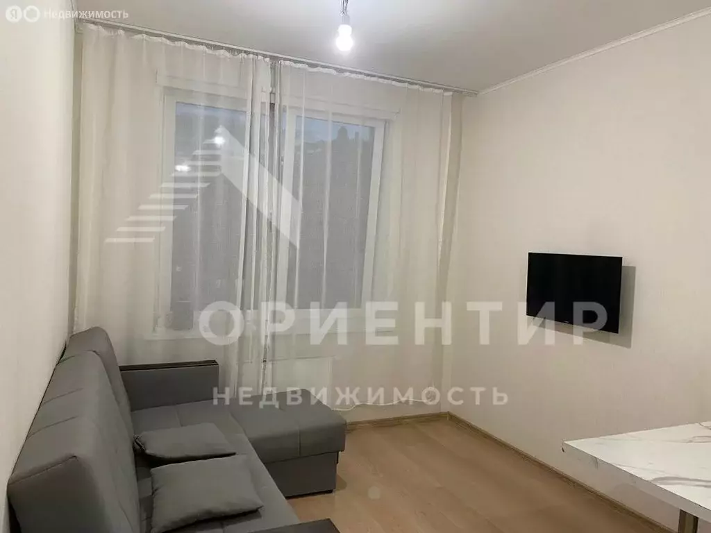 2-комнатная квартира: Екатеринбург, улица Крестинского, 6 (56.6 м) - Фото 0