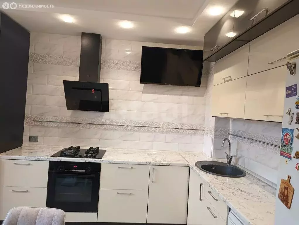 3-комнатная квартира: Ярославль, 5-я Яковлевская улица, 17Б (81.7 м) - Фото 2