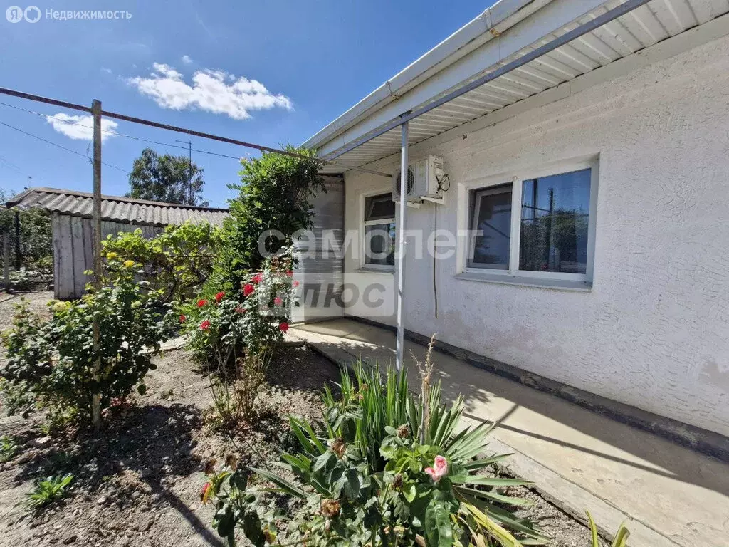 Дом в Славянский район, Рисовое сельское поселение, посёлок Рисовый ... - Фото 1