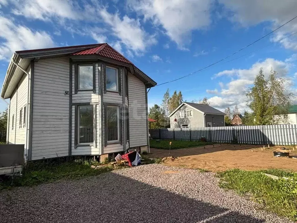 Дом в Ленинградская область, Ломоносовский район, Виллозское городское ... - Фото 1