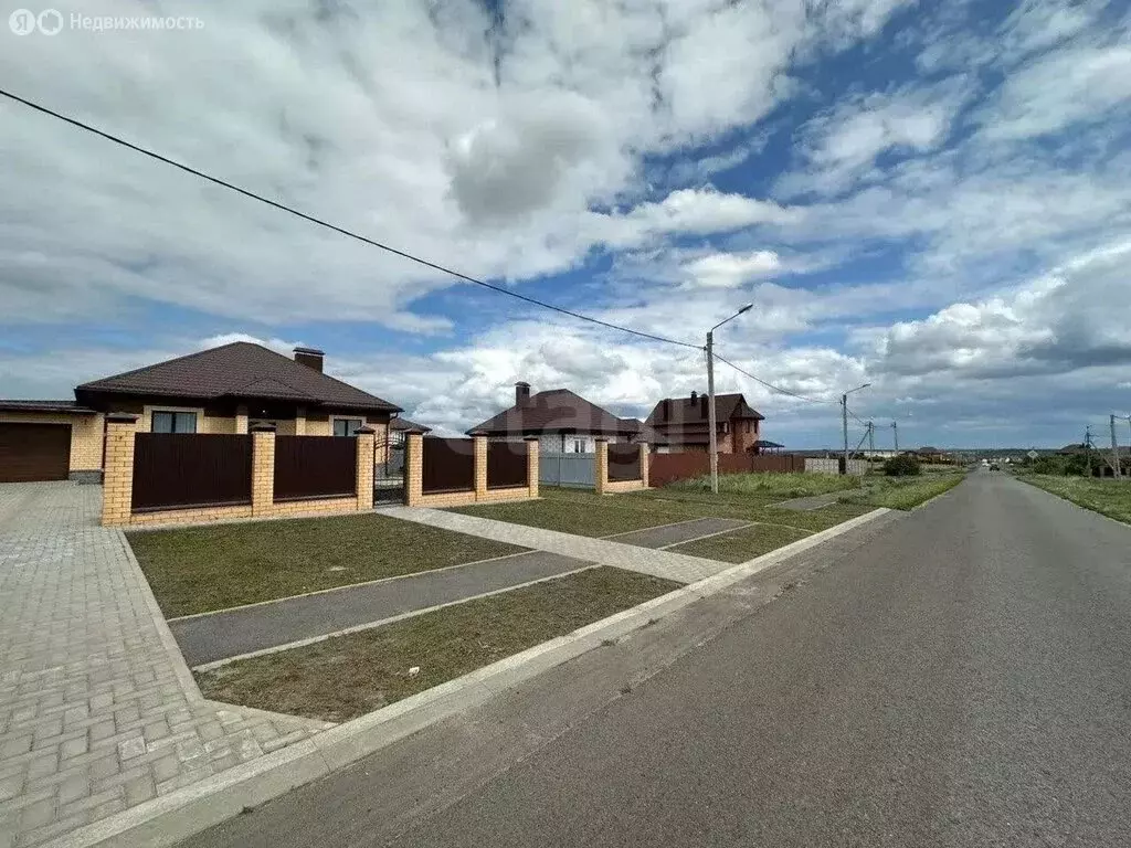 Дом в село Стрелецкое, микрорайон Стрелецкое-72, Дачная улица (111 м) - Фото 2