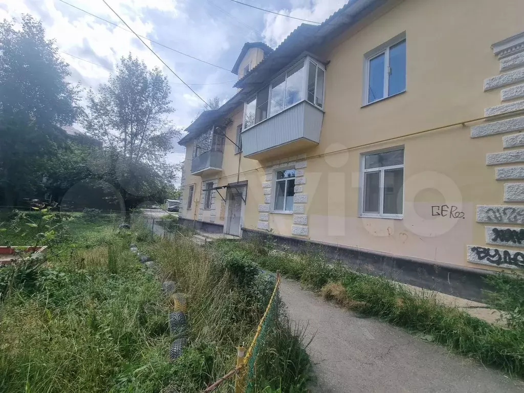 Комната 18 м в 2-к., 2/2 эт. - Фото 0