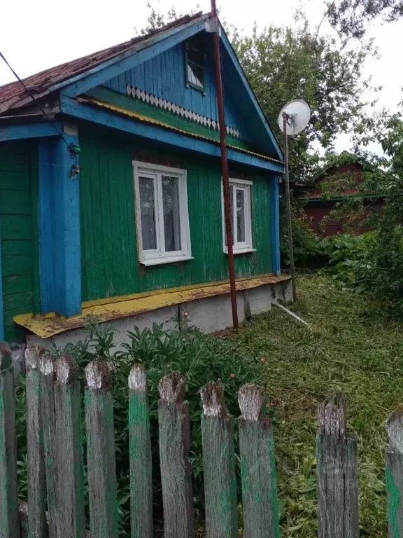 Дом в Саратовская область, Ртищевский район, Салтыковское ... - Фото 0