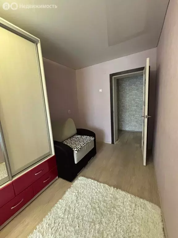 3-комнатная квартира: Еманжелинск, улица Чкалова, 14 (55.2 м) - Фото 2