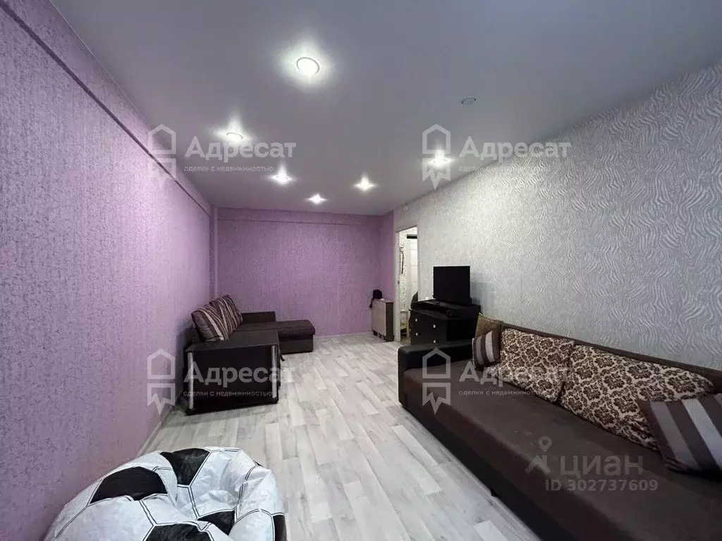 2-к кв. Волгоградская область, Волгоград ул. Фадеева, 61 (53.4 м) - Фото 0