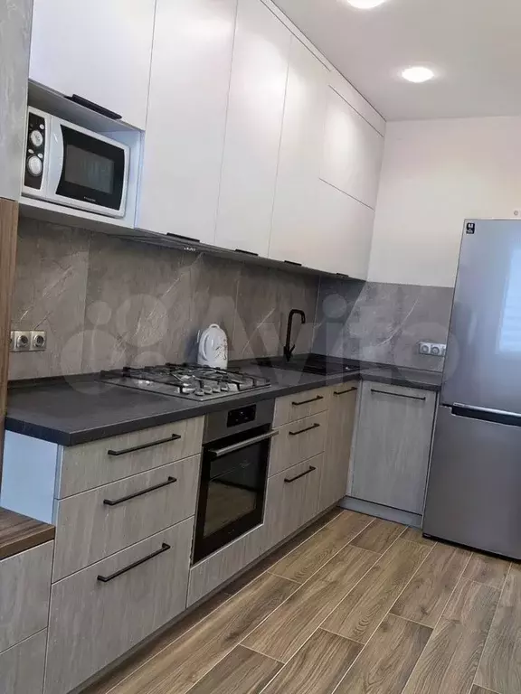 1-к. квартира, 45 м, 4/10 эт. - Фото 1