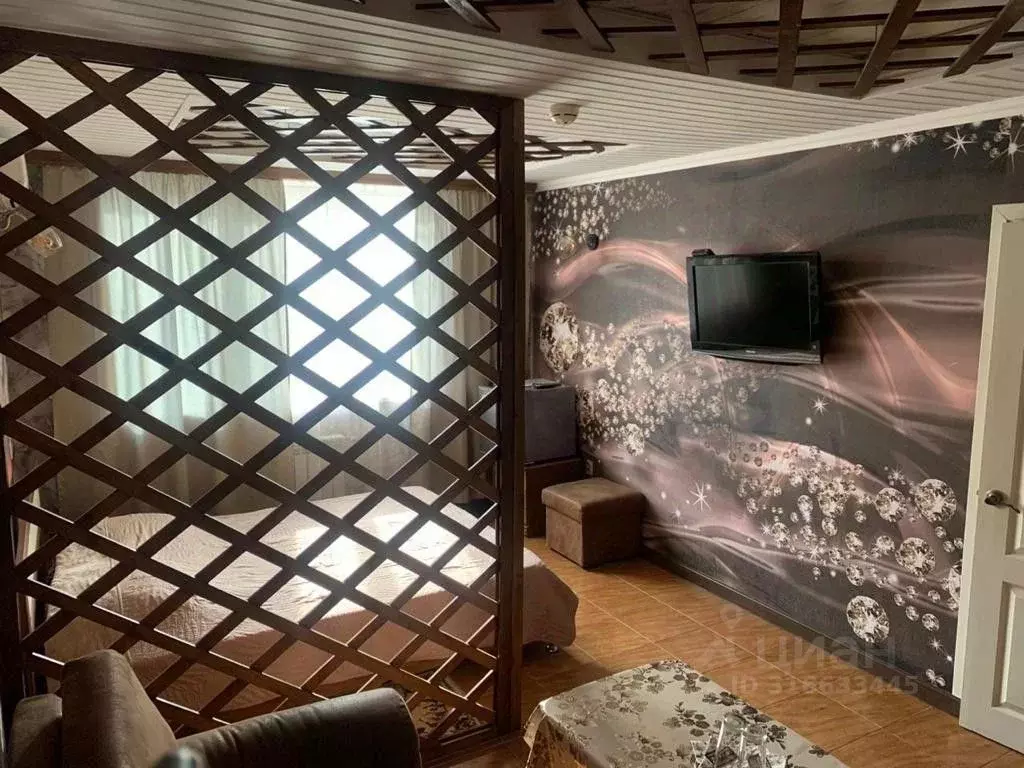 Комната Краснодарский край, Новороссийск Элеваторная ул., 5 (18.0 м) - Фото 1